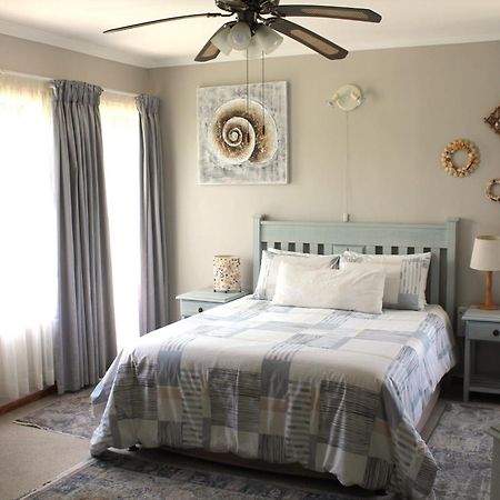 The Sun Catcher Bed & Breakfast Struisbaai Exterior foto